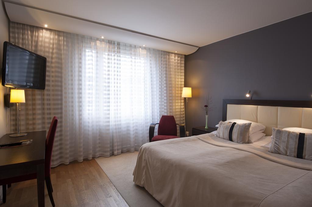 Hotel Uppsala Esterno foto